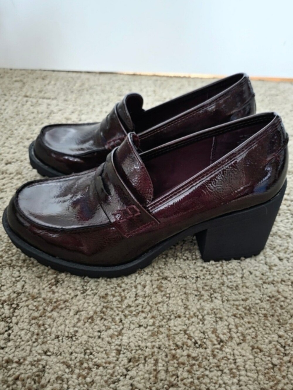 Sun & Stone Burgundy Block Heel Penny Loafers NEW Sz 7.5